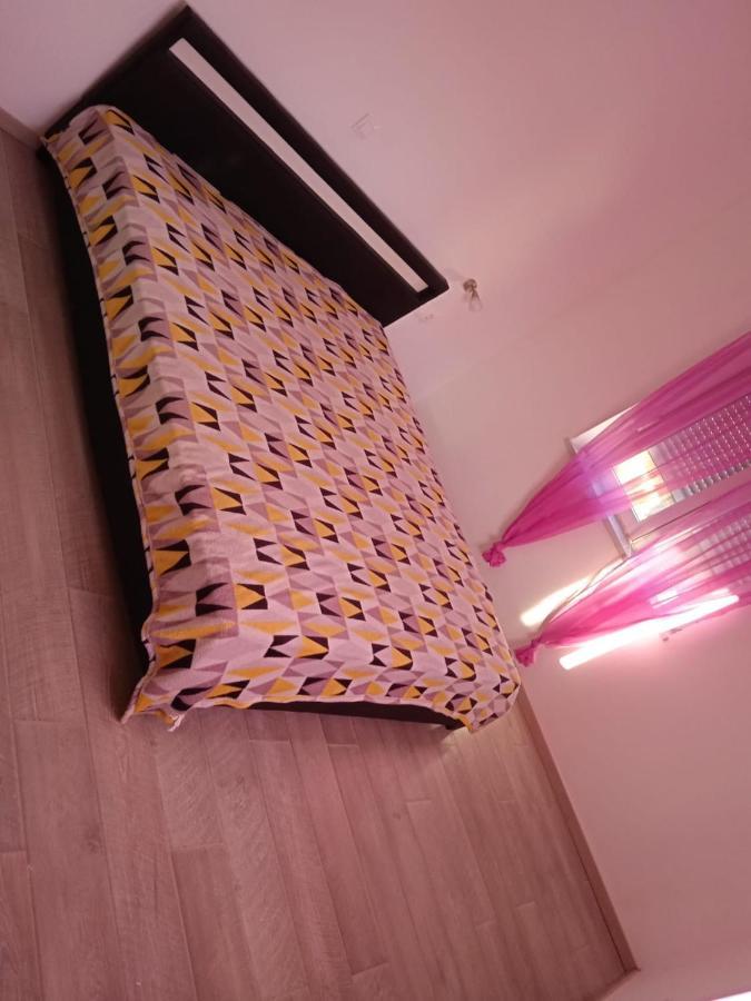 Ferienwohnung Schaefer Murter Bagian luar foto